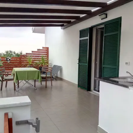 Agrilea בית חווה סנטו סטפנו אל מארה